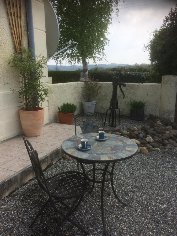 Michouat Chambre D'Hotes Vidou Exterior foto
